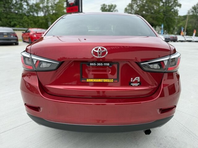 2018 Toyota Yaris in Knoxville, TN 37920 - 18089382 4