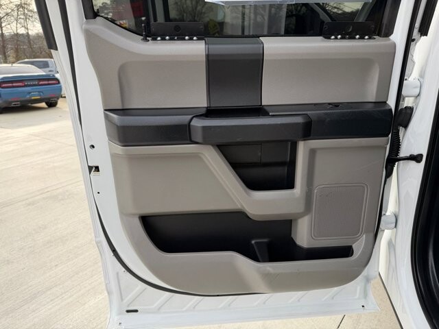 2019 Ford F150 in Knoxville, TN 37920 - 18089383 7