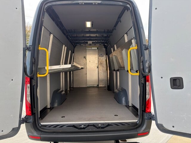 2021 Mercedes-Benz Sprinter in Knoxville, TN 37920 - 18089384 7