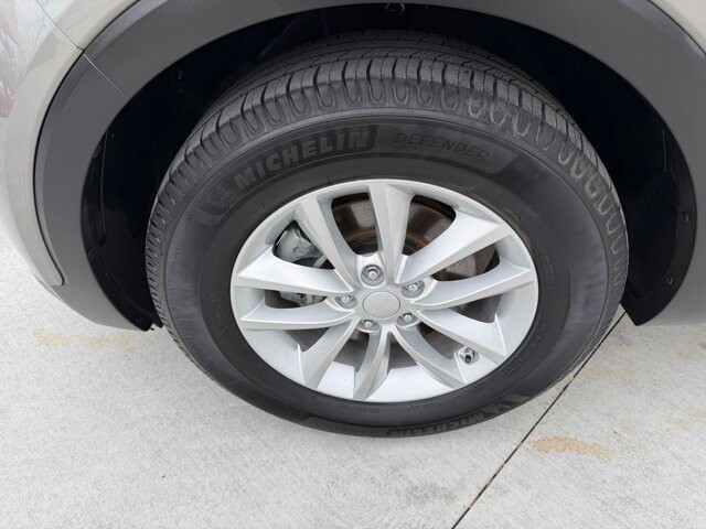 2018 Kia Sorento in Knoxville, TN 37920 - 18089385 27