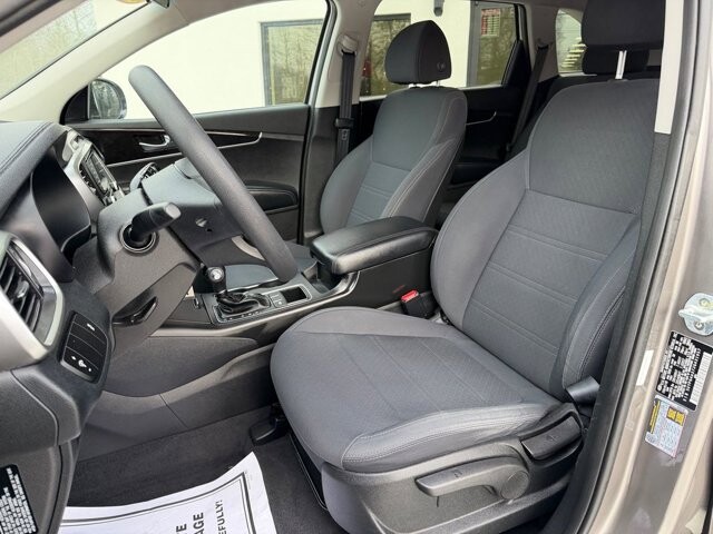 2018 Kia Sorento in Knoxville, TN 37920 - 18089385 12