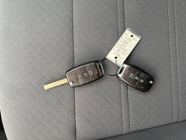 2018 Kia Sorento in Knoxville, TN 37920 - 18089385 23