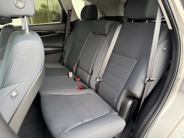 2018 Kia Sorento in Knoxville, TN 37920 - 18089385 14