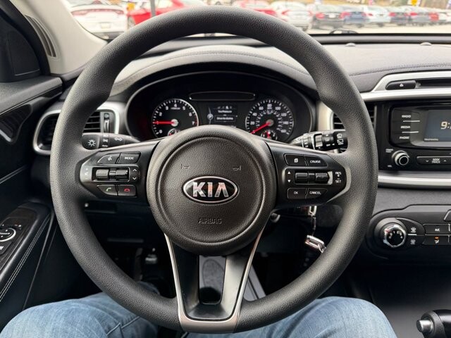 2018 Kia Sorento in Knoxville, TN 37920 - 18089385 17