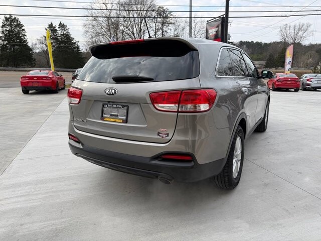 2018 Kia Sorento in Knoxville, TN 37920 - 18089385 4