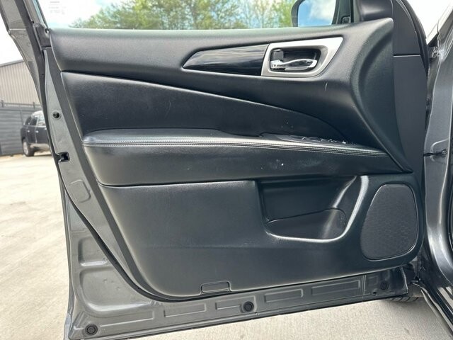 2020 Nissan Pathfinder in Knoxville, TN 37920 - 18089390 5