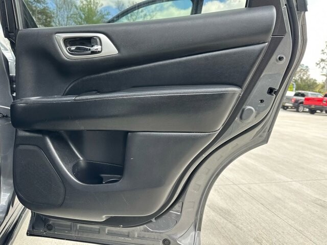 2020 Nissan Pathfinder in Knoxville, TN 37920 - 18089390 8