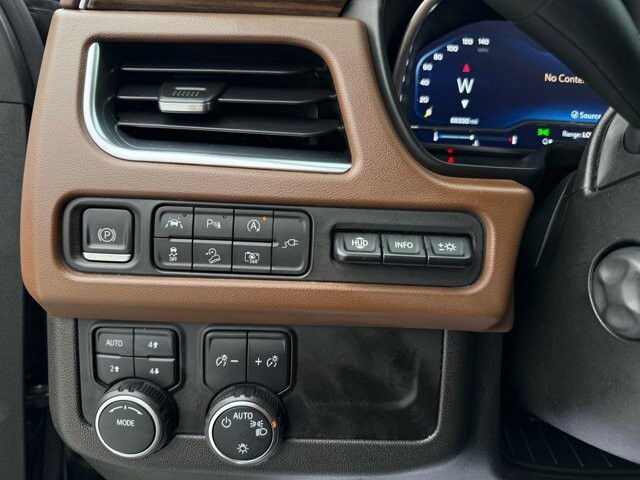 2022 Chevrolet Suburban in Knoxville, TN 37920 - 18089392 22