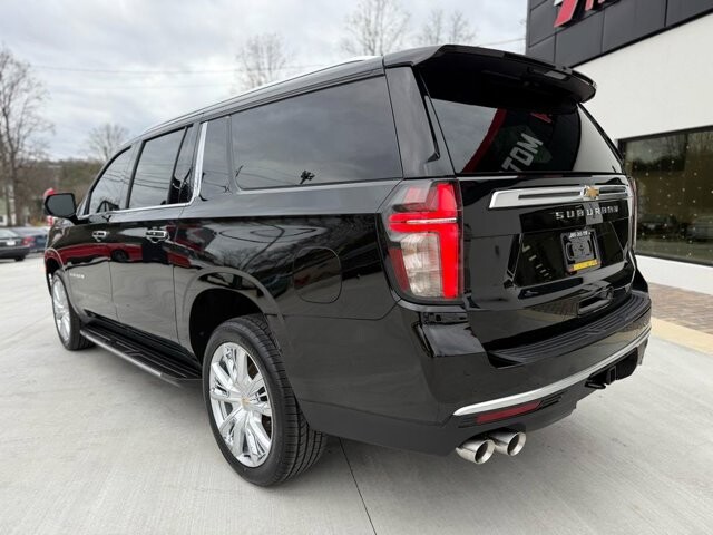 2022 Chevrolet Suburban in Knoxville, TN 37920 - 18089392 3