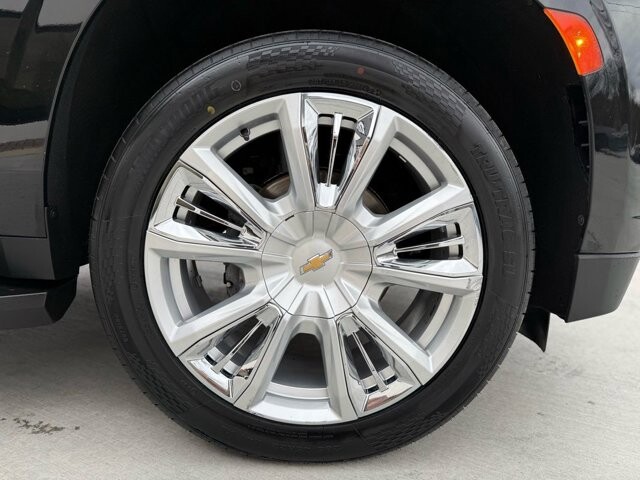 2022 Chevrolet Suburban in Knoxville, TN 37920 - 18089392 38