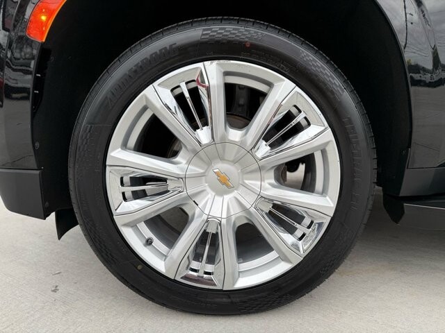 2022 Chevrolet Suburban in Knoxville, TN 37920 - 18089392 35