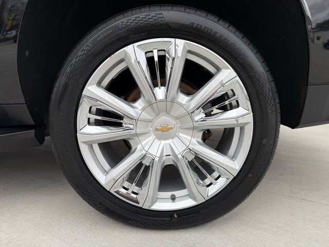 2022 Chevrolet Suburban in Knoxville, TN 37920 - 18089392 36