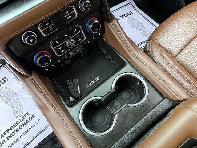 2022 Chevrolet Suburban in Knoxville, TN 37920 - 18089392 25