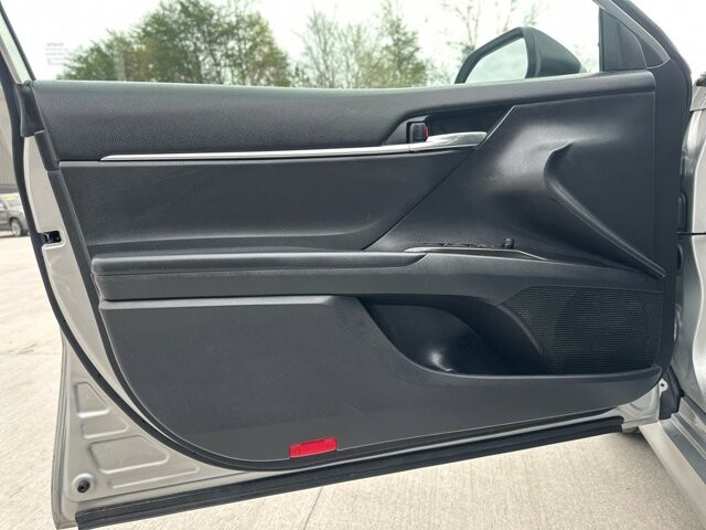 2021 Toyota Camry in Knoxville, TN 37920 - 18089395 5