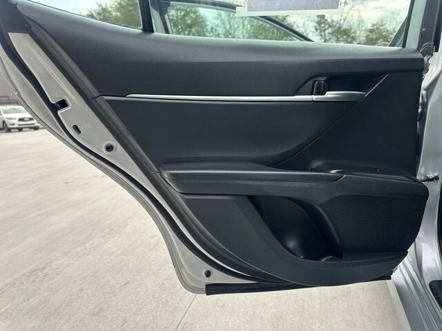 2021 Toyota Camry in Knoxville, TN 37920 - 18089395 6