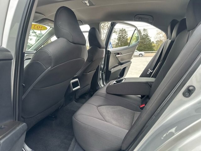 2021 Toyota Camry in Knoxville, TN 37920 - 18089395 11