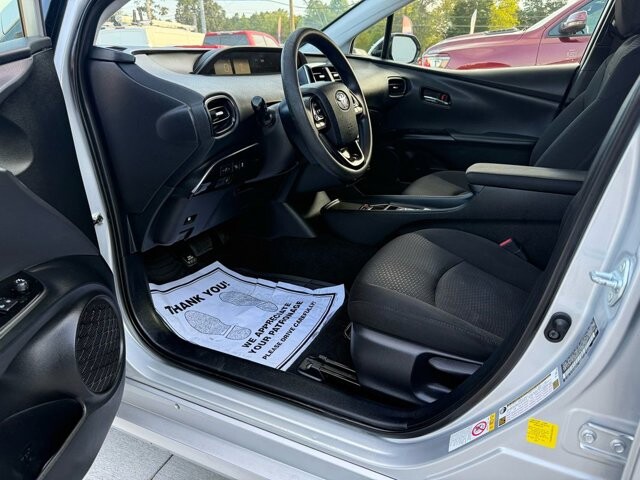 2019 Toyota Prius in Knoxville, TN 37920 - 18089396 13