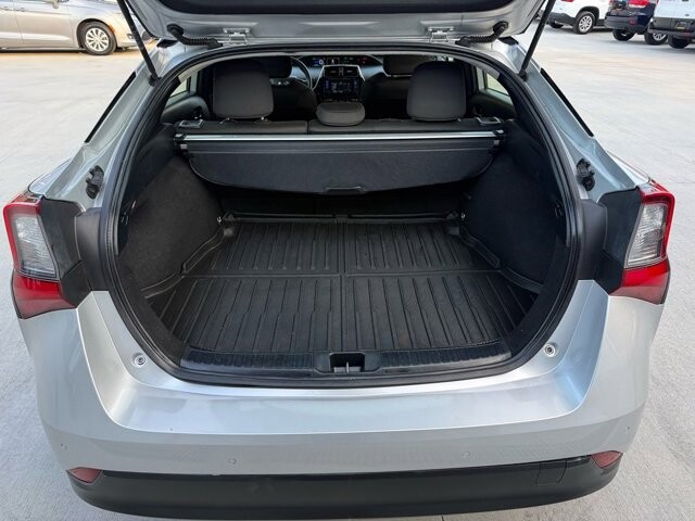 2019 Toyota Prius in Knoxville, TN 37920 - 18089396 8