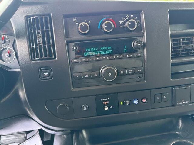 2021 Chevrolet Express 3500 in Knoxville, TN 37920 - 18089397 13