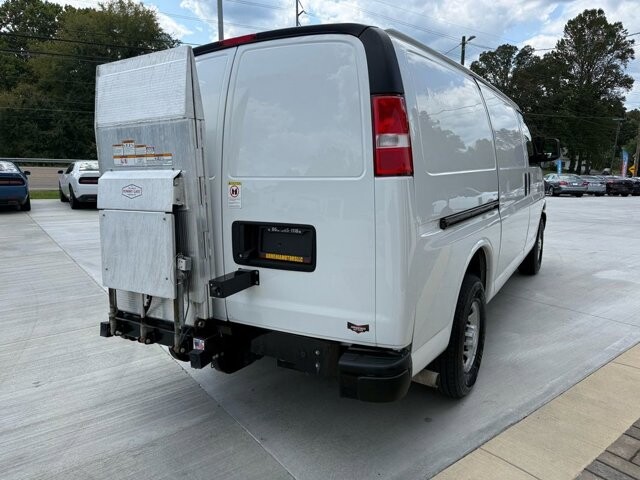2021 Chevrolet Express 3500 in Knoxville, TN 37920 - 18089397 4
