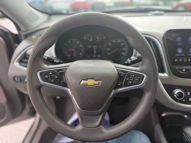 2022 Chevrolet Malibu in Knoxville, TN 37920 - 18089401 17