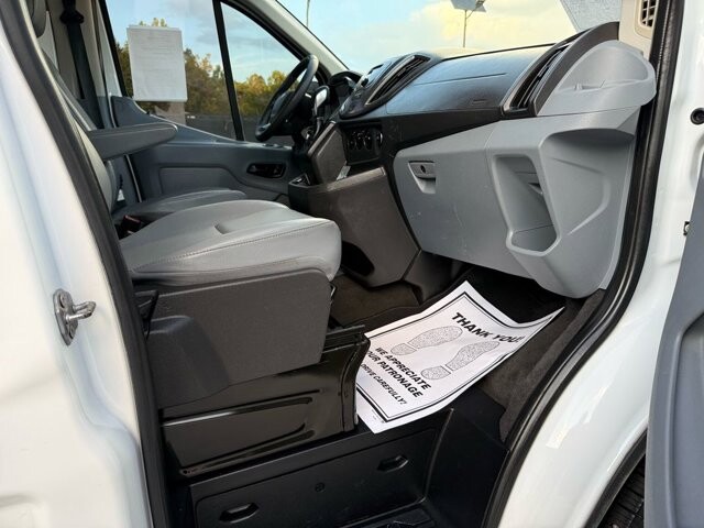 2019 Ford Transit 250 in Knoxville, TN 37920 - 18089403 20