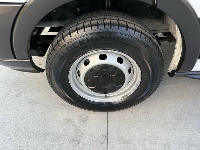 2019 Ford Transit 250 in Knoxville, TN 37920 - 18089403 26