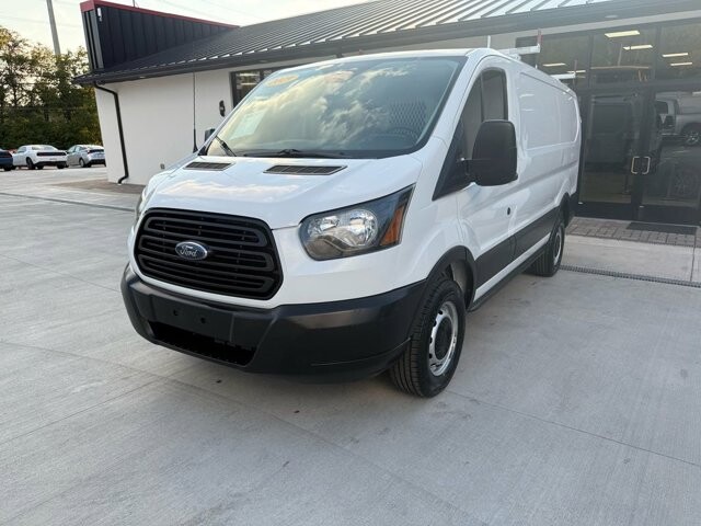 2019 Ford Transit 250 in Knoxville, TN 37920 - 18089403 5