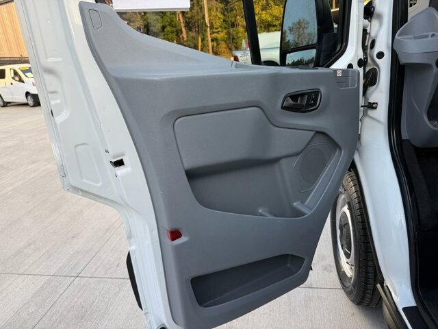 2019 Ford Transit 250 in Knoxville, TN 37920 - 18089403 6