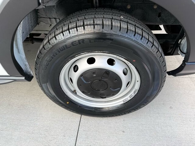 2019 Ford Transit 250 in Knoxville, TN 37920 - 18089403 23