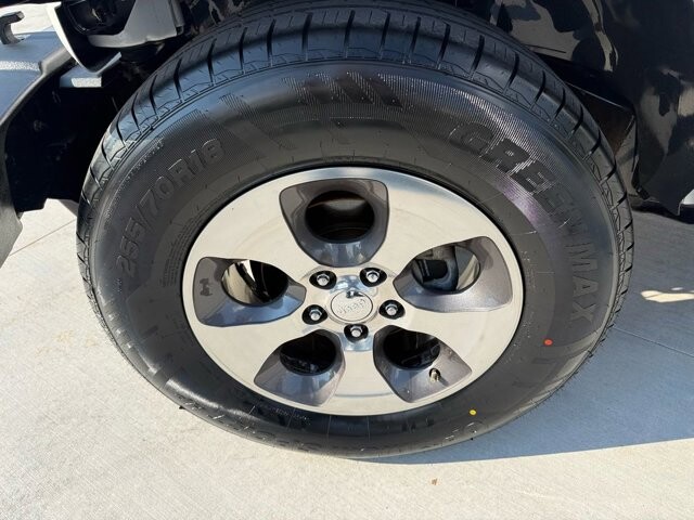 2018 Jeep Wrangler in Knoxville, TN 37920 - 18089406 28