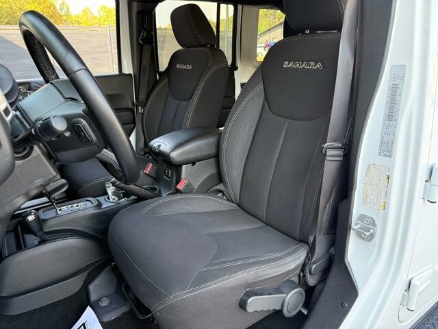 2018 Jeep Wrangler in Knoxville, TN 37920 - 18089406 13