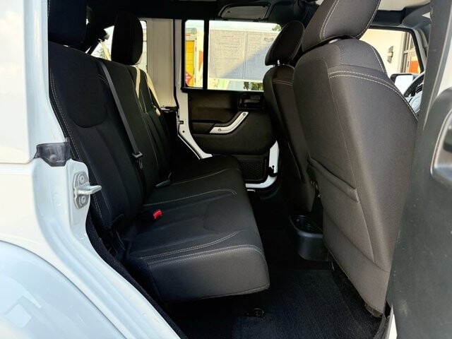 2018 Jeep Wrangler in Knoxville, TN 37920 - 18089406 14