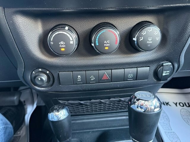 2018 Jeep Wrangler in Knoxville, TN 37920 - 18089406 23