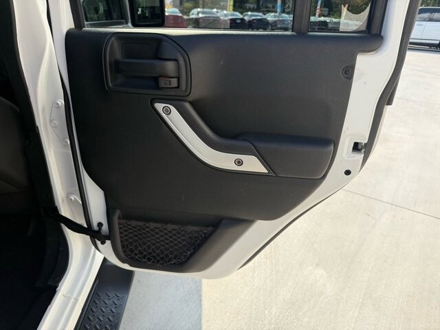 2018 Jeep Wrangler in Knoxville, TN 37920 - 18089406 10