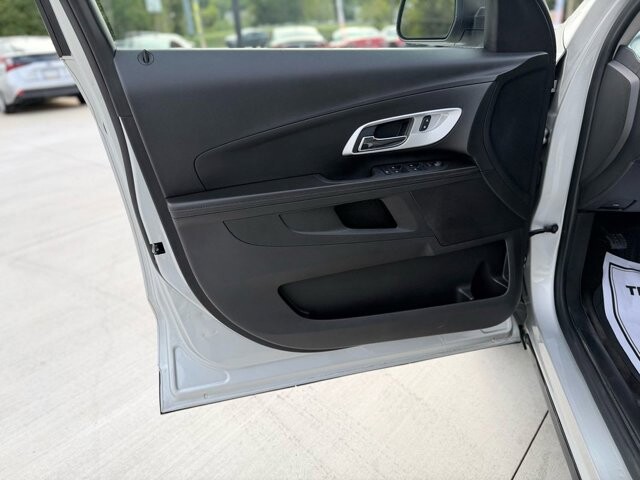 2015 Chevrolet Equinox in Knoxville, TN 37920 - 18089412 6