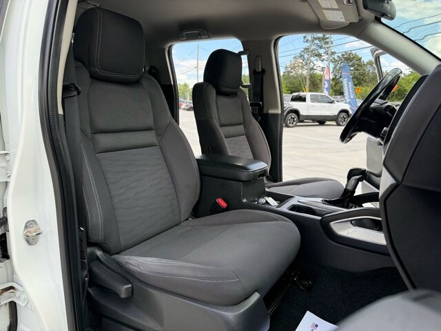 2022 Nissan Frontier in Knoxville, TN 37920 - 18089413 16