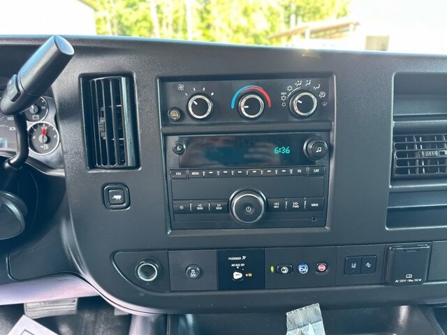 2019 Chevrolet Express 3500 in Knoxville, TN 37920 - 18089414 20