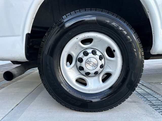 2019 Chevrolet Express 3500 in Knoxville, TN 37920 - 18089414 25