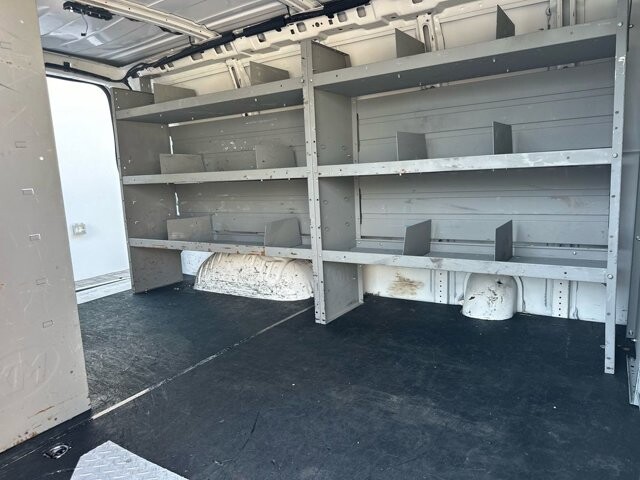 2019 Chevrolet Express 3500 in Knoxville, TN 37920 - 18089414 8