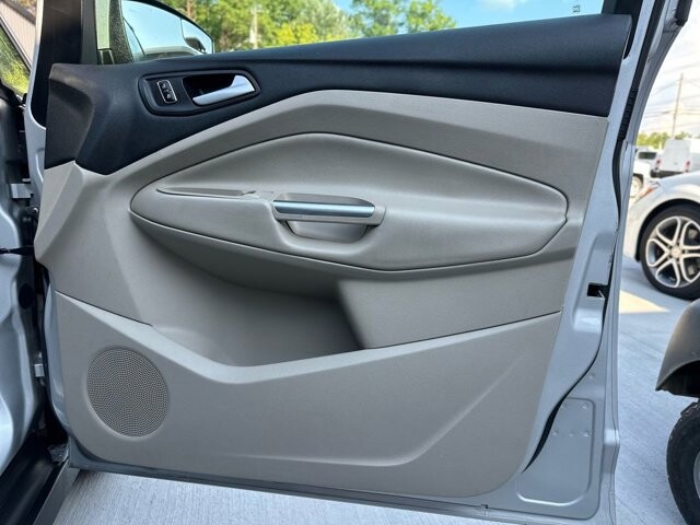 2013 Ford C-MAX in Knoxville, TN 37920 - 18089417 7