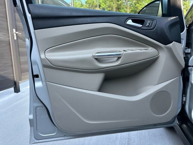 2013 Ford C-MAX in Knoxville, TN 37920 - 18089417 5