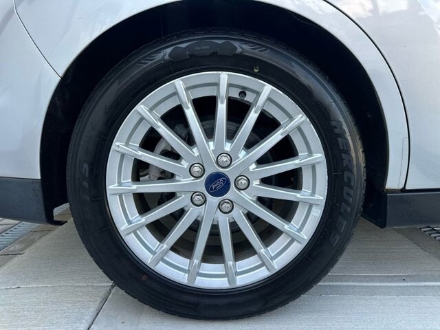 2013 Ford C-MAX in Knoxville, TN 37920 - 18089417 29