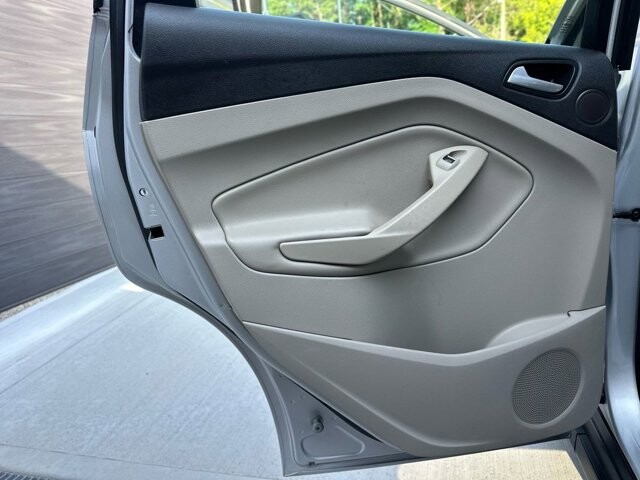 2013 Ford C-MAX in Knoxville, TN 37920 - 18089417 6