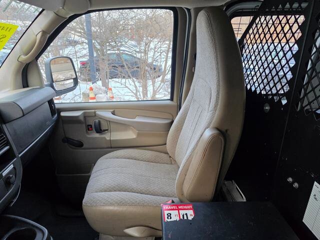 2012 Chevrolet Express 2500 in Blauvelt, NY 10913 - 18089419 25
