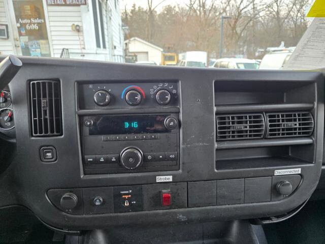 2012 Chevrolet Express 2500 in Blauvelt, NY 10913 - 18089419 17