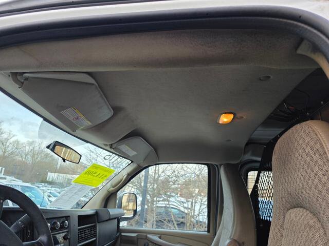 2012 Chevrolet Express 2500 in Blauvelt, NY 10913 - 18089419 22