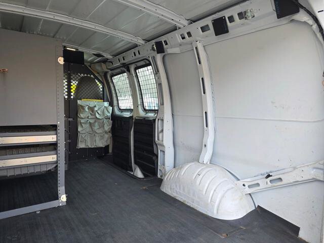 2012 Chevrolet Express 2500 in Blauvelt, NY 10913 - 18089419 36