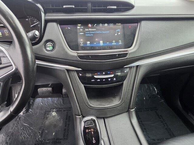 2018 Cadillac XT5 in Mesa, AZ 85212 - 18089420 22