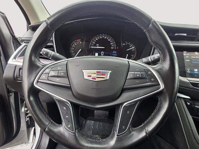 2018 Cadillac XT5 in Mesa, AZ 85212 - 18089420 24